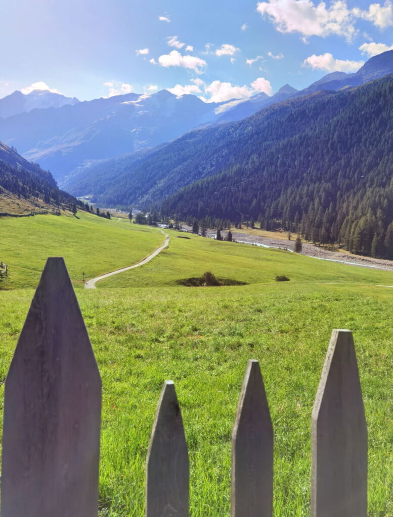 Blick in den Talschluss im Langtauferer Tal Richtung Melager Alm