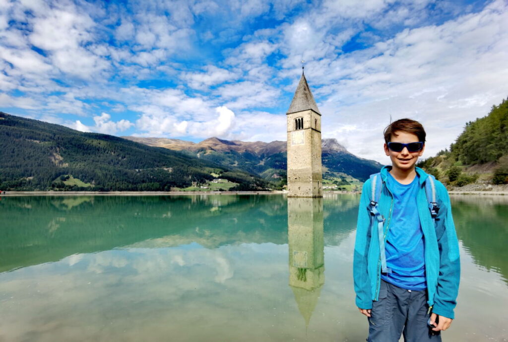 Der Reschensee Kirchturm im See in Italien