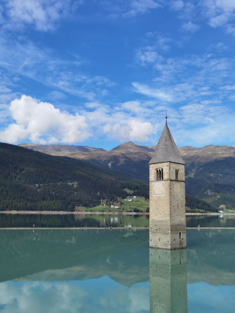 Il campanile Lago di Resia